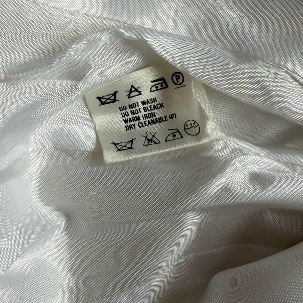 Vintage Escada Women's White Blazer with Colorful Butterfly Design - Picture 8 of 14
